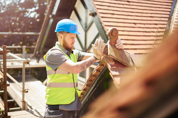Best Shingle Roofing Installation  in Selah, WA